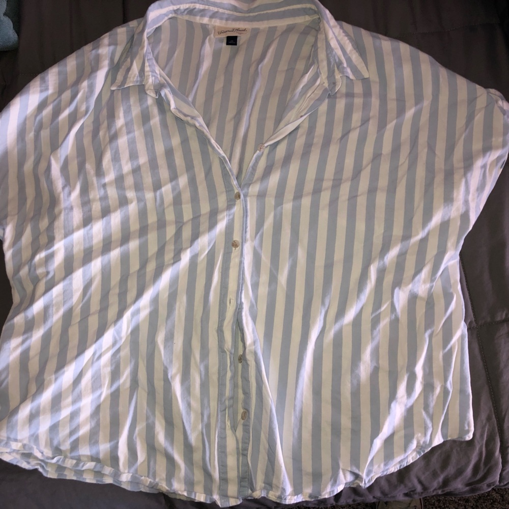 Universal Thread short sleeve blouse